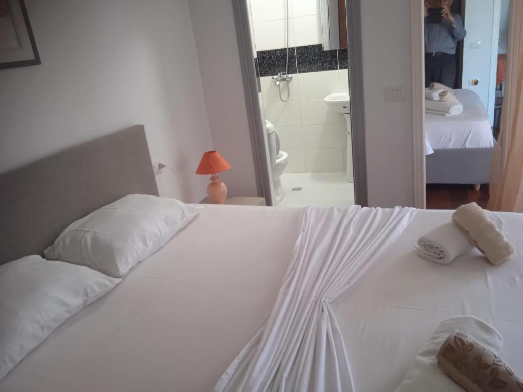 Vila N Dervishi Vlorë Eksteriør billede